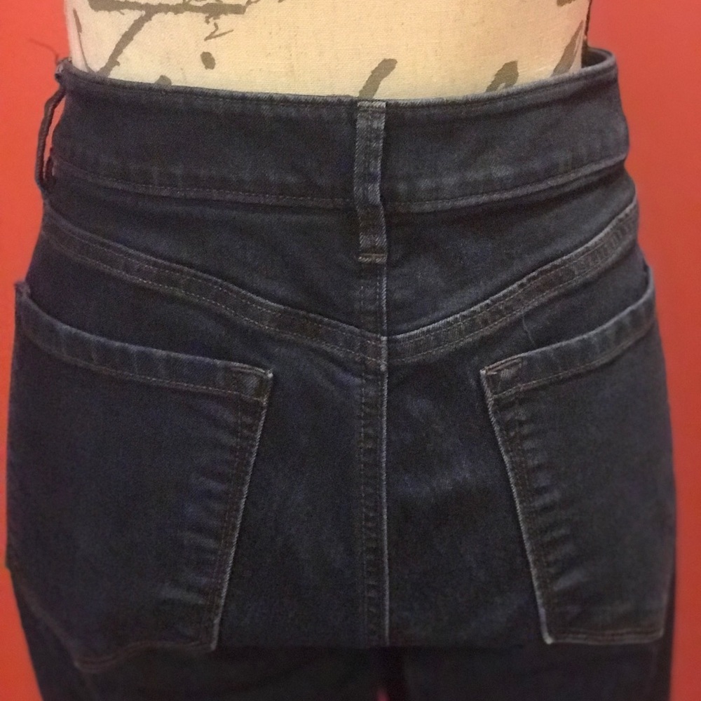 Loft Blue Jeans - Picture 3 of 4